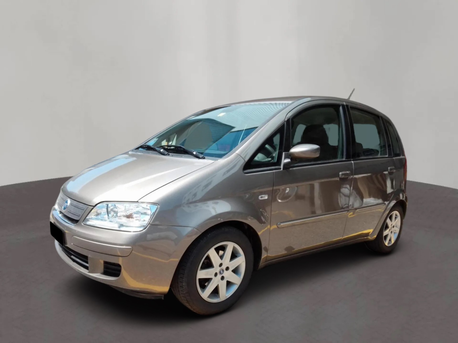FIAT Idea 1.4 16V Dynamic-showroom-element-2