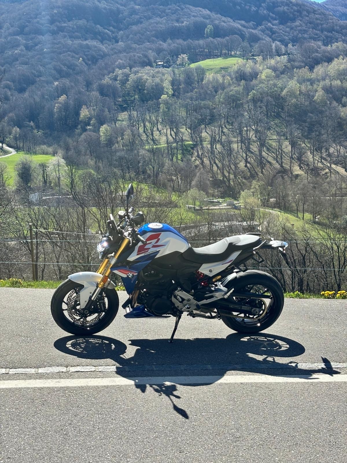 BMW F 900 R-image-0