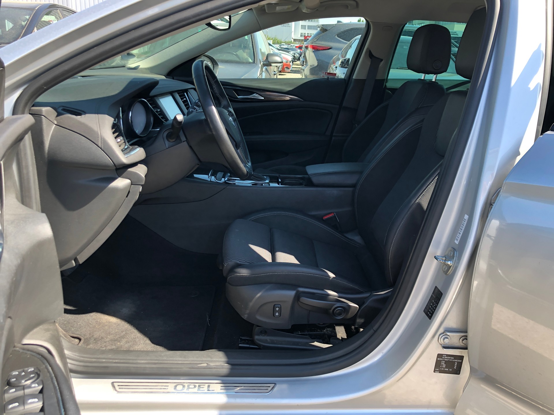 OPEL Sports Tourer-image-12