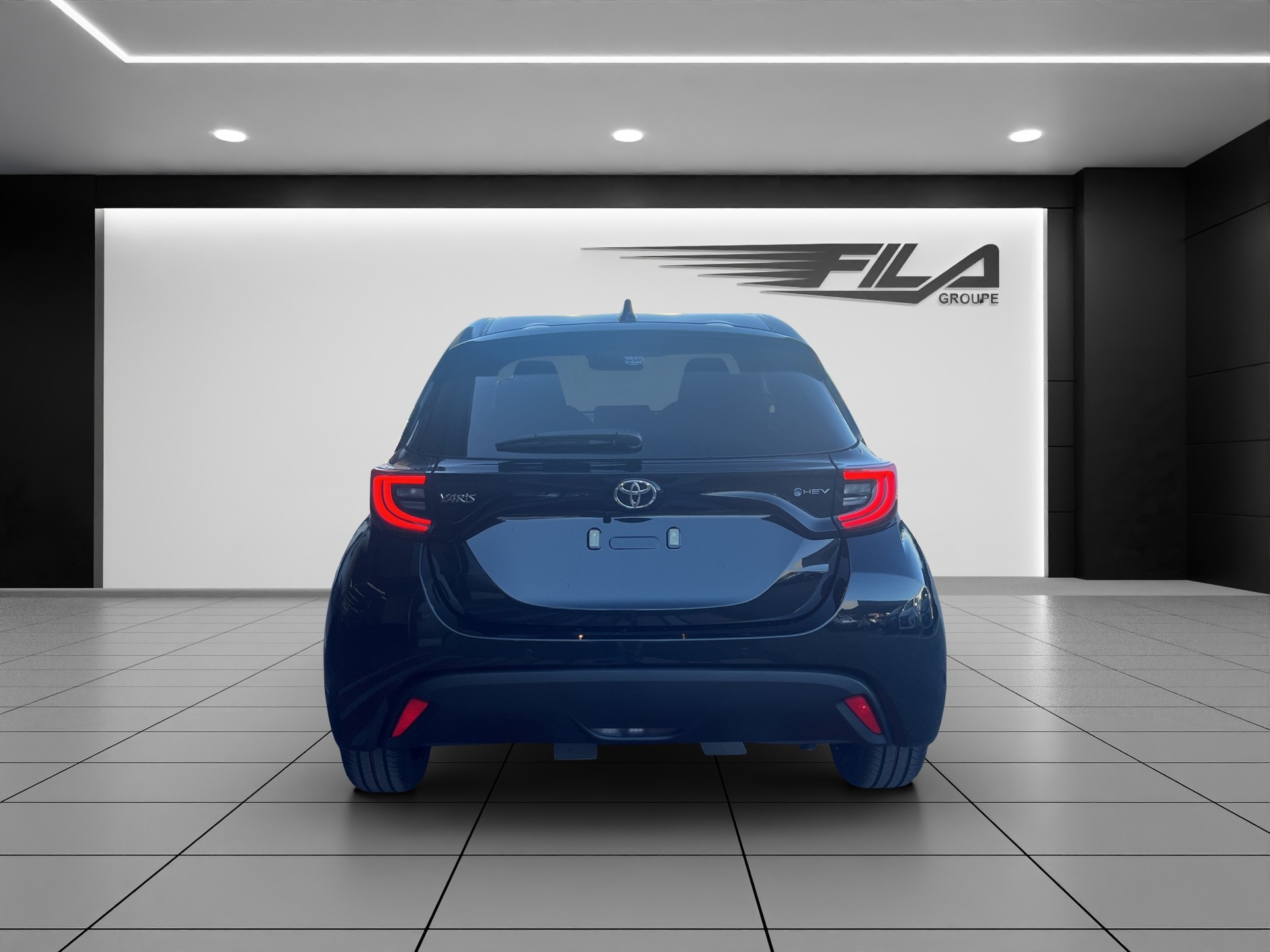 TOYOTA YARIS 1.5 VVT-i HSD Trend-image-4
