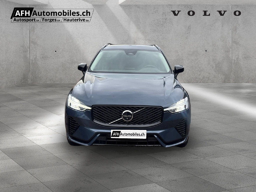 VOLVO XC60 2.0 T6 TE Plus Dark eAWD-showroom-element-2