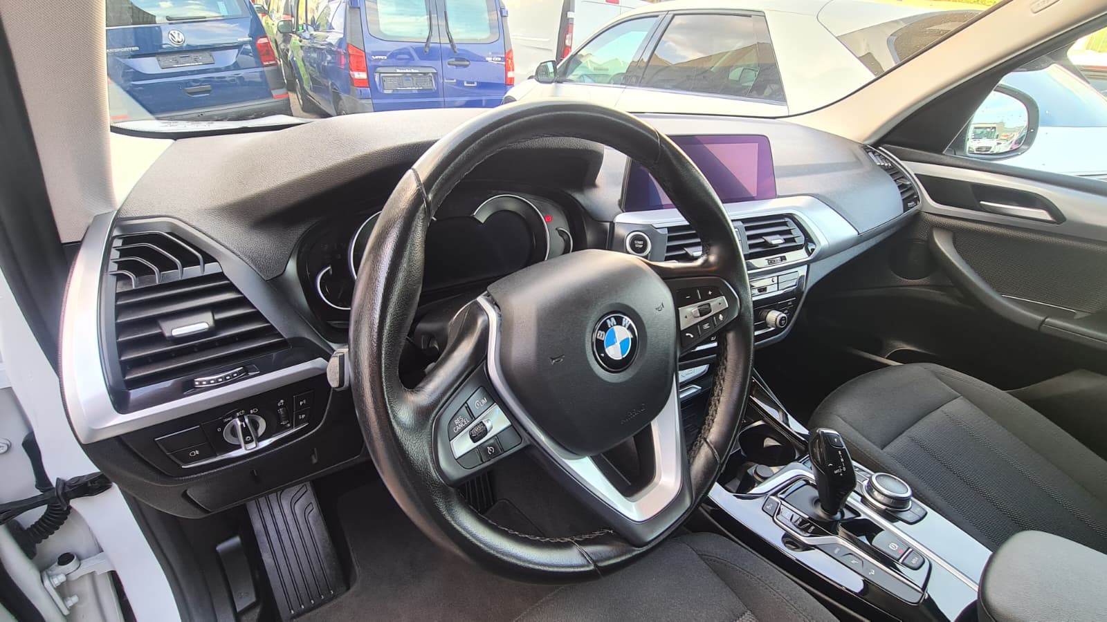 BMW X3 xDrive 30e ** 292 PS ** Gr-Navi ** RF-Kamera ** Tempomat ** Klimaautomat ** PDC V+H ** Frisch Ab MFK & Service **-image-17