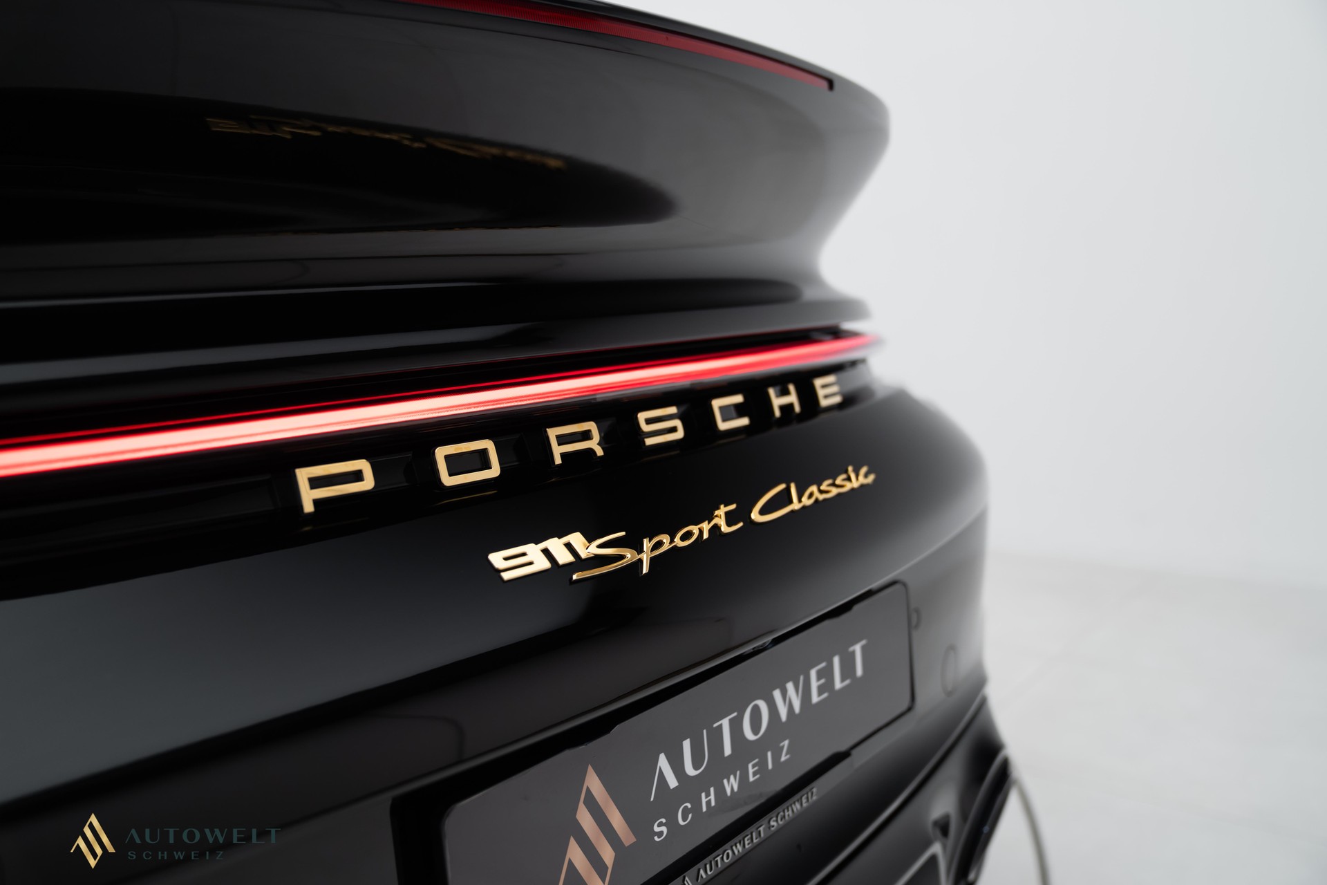 PORSCHE 911 Sport Classic PDK-showroom-element-3