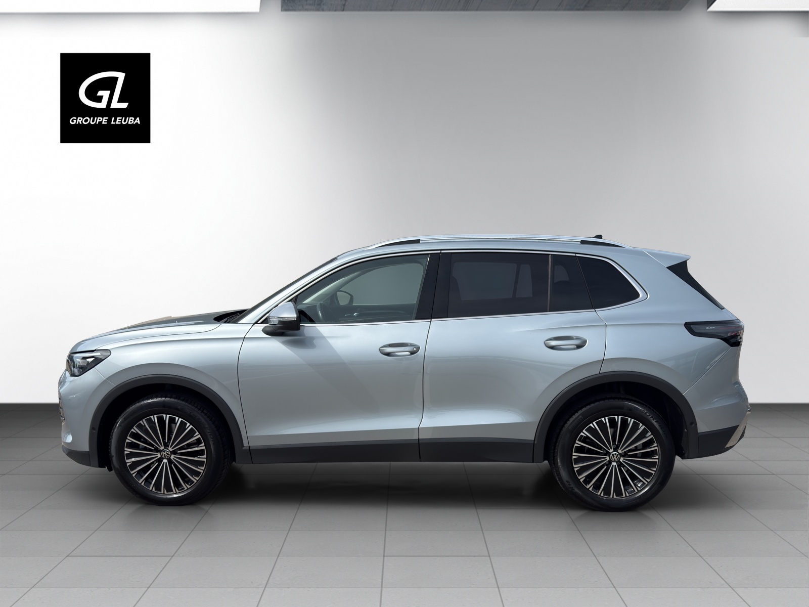 VW Tiguan 2.0TDI Elegance 4M-image-4