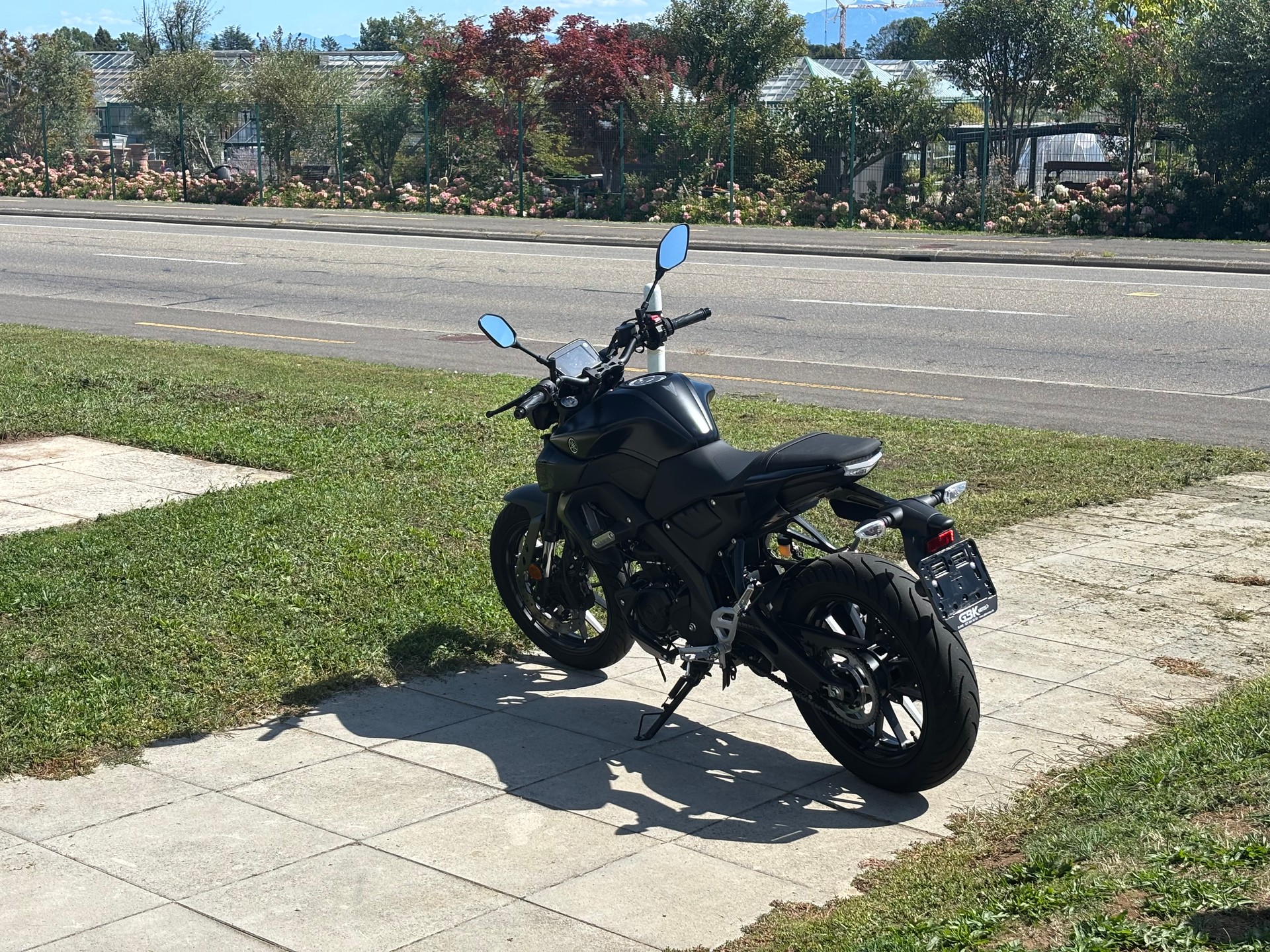 YAMAHA MT-125 ABS-image-2