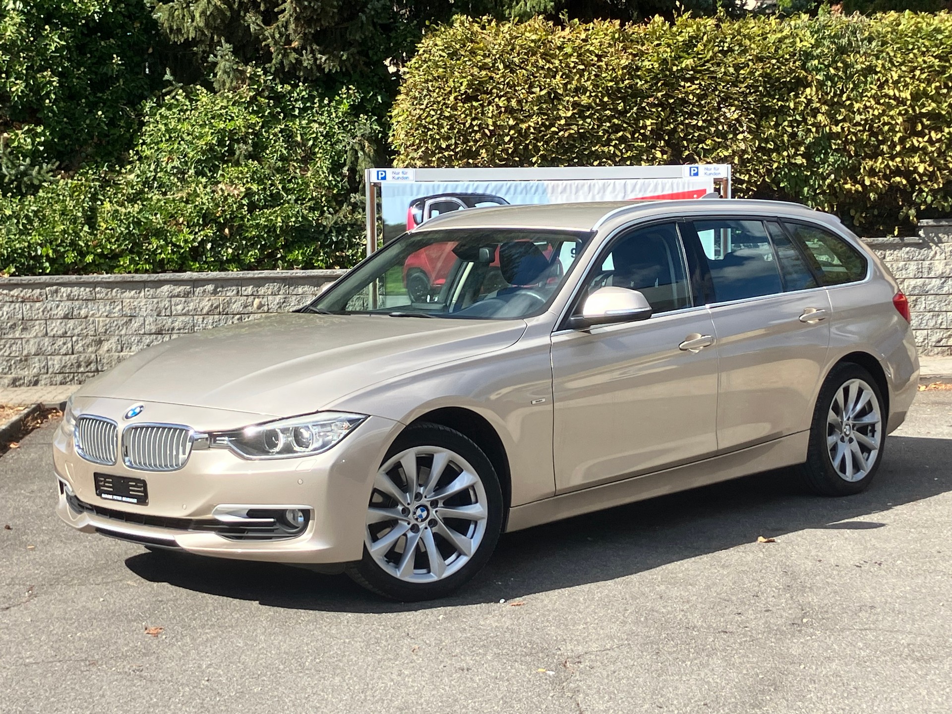 BMW 328i xDrive Touring Modern Line Steptronic