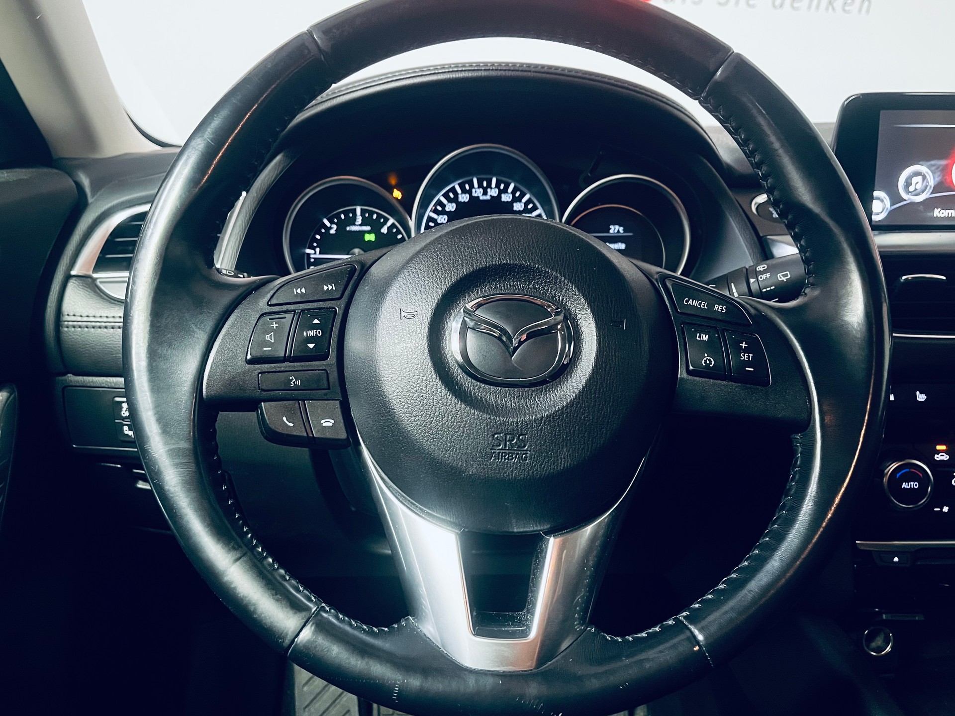 MAZDA 6 Sportwagon 2.2 D 16V Ambition-image-16