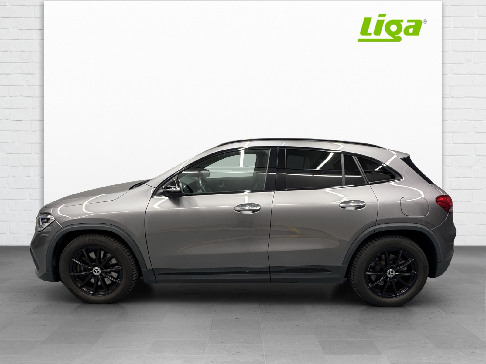 MERCEDES-BENZ GLA 250-showroom-element-2