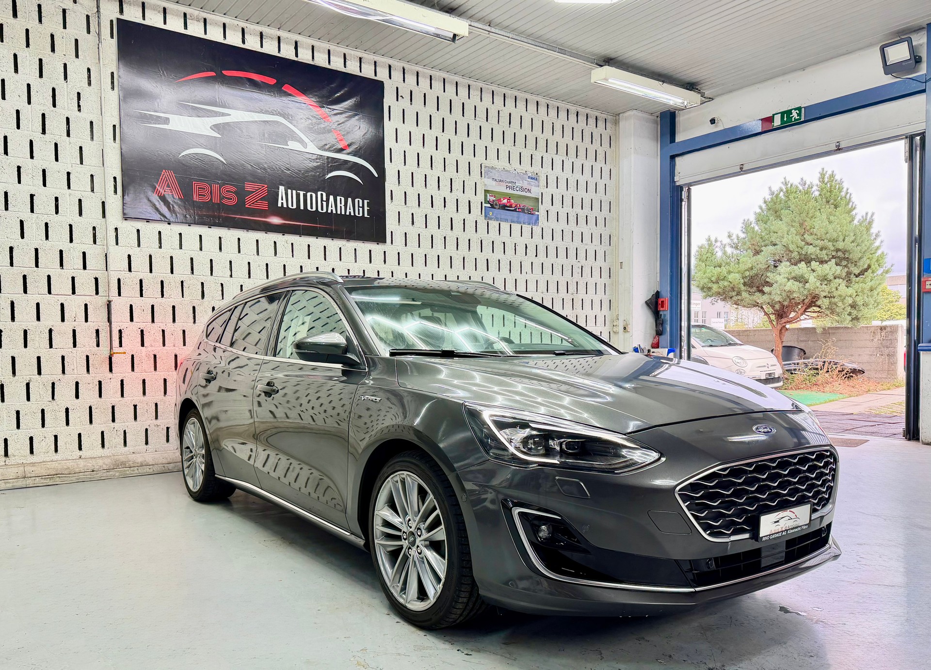 FORD Focus 1.0 SCTi Vignale Automatic-showroom-element-2
