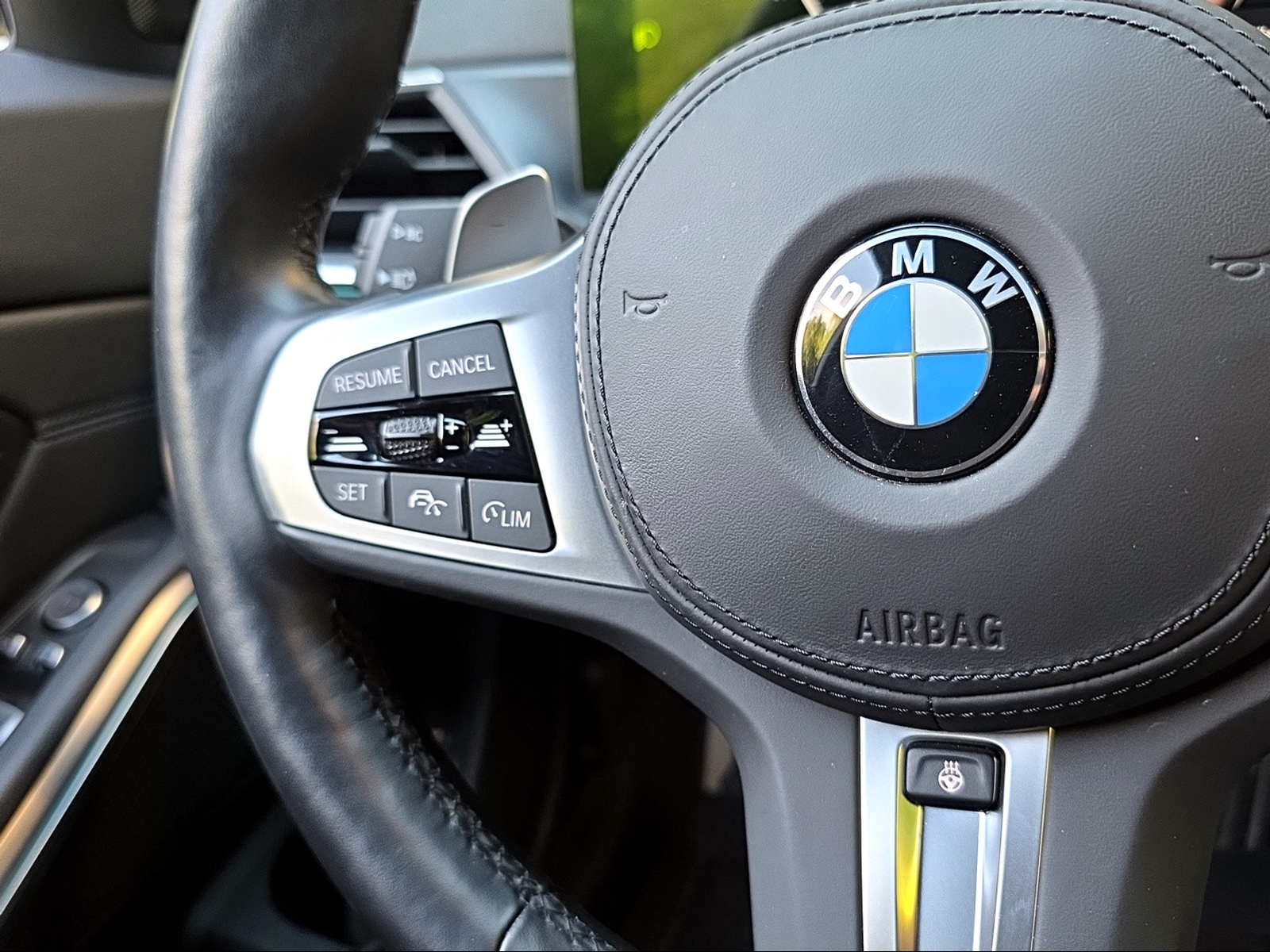BMW 330i Touring xDrive Steptronic M Sport-image-12