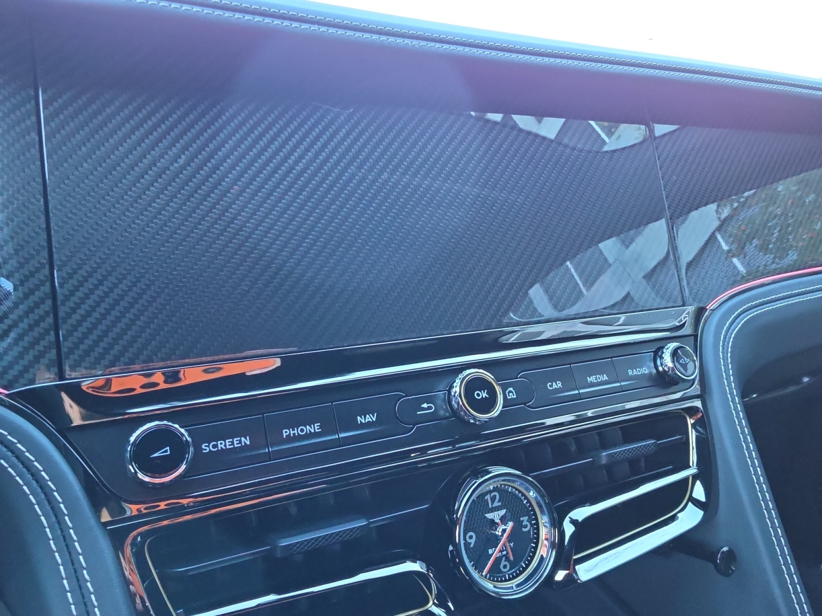 BENTLEY NEW Flying Spur S V8-image-18