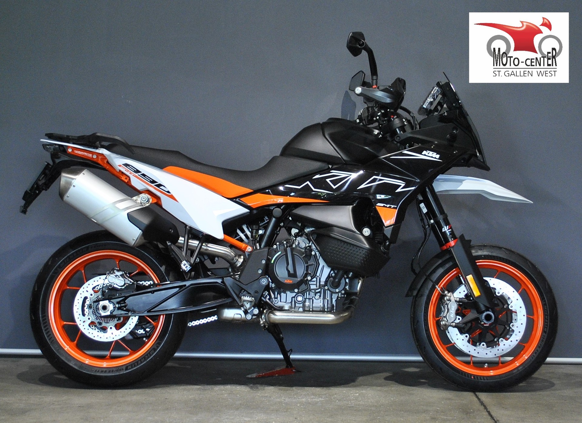 KTM Supermoto 890 SMT-image-1