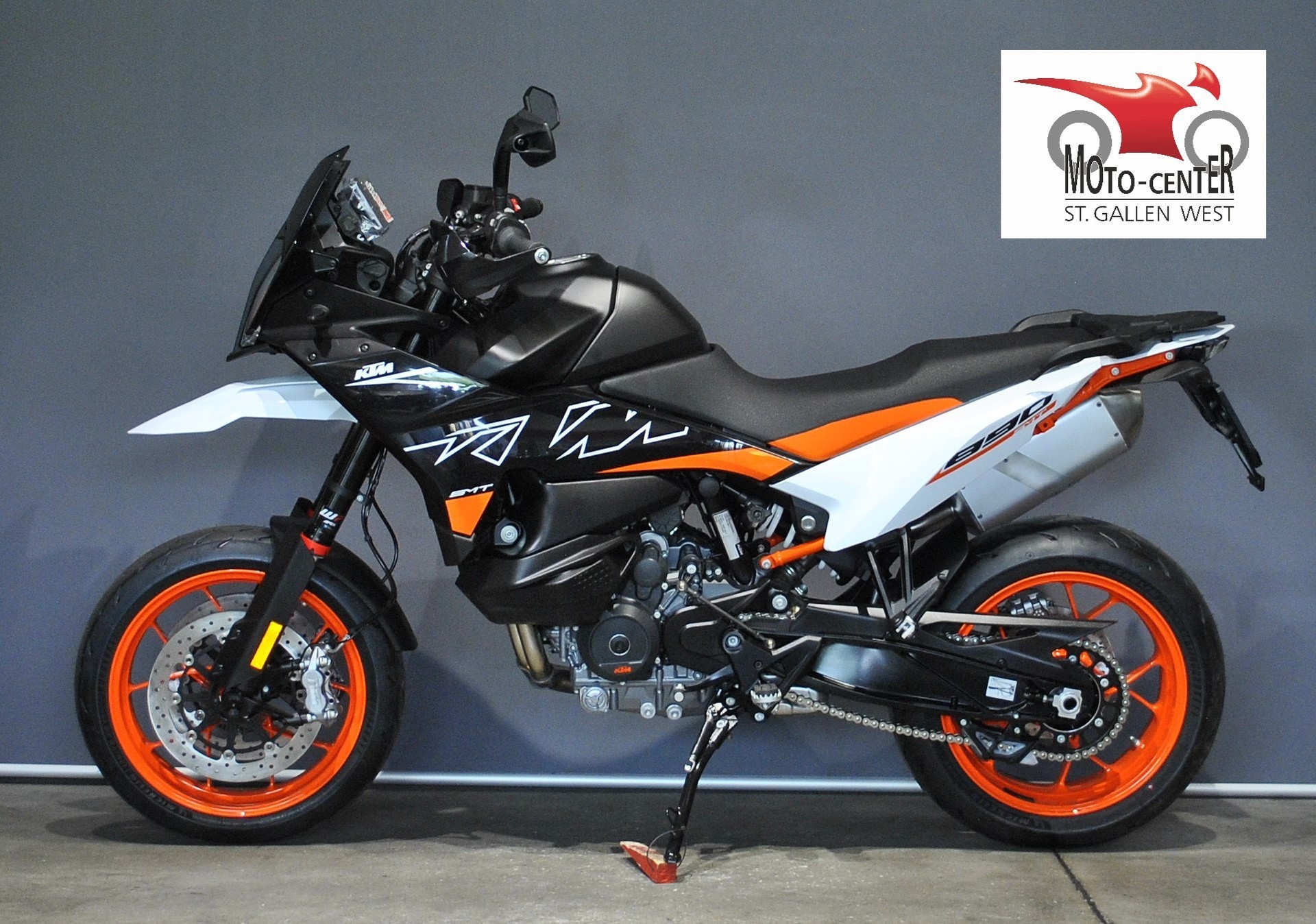 KTM Supermoto 890 SMT-image-2
