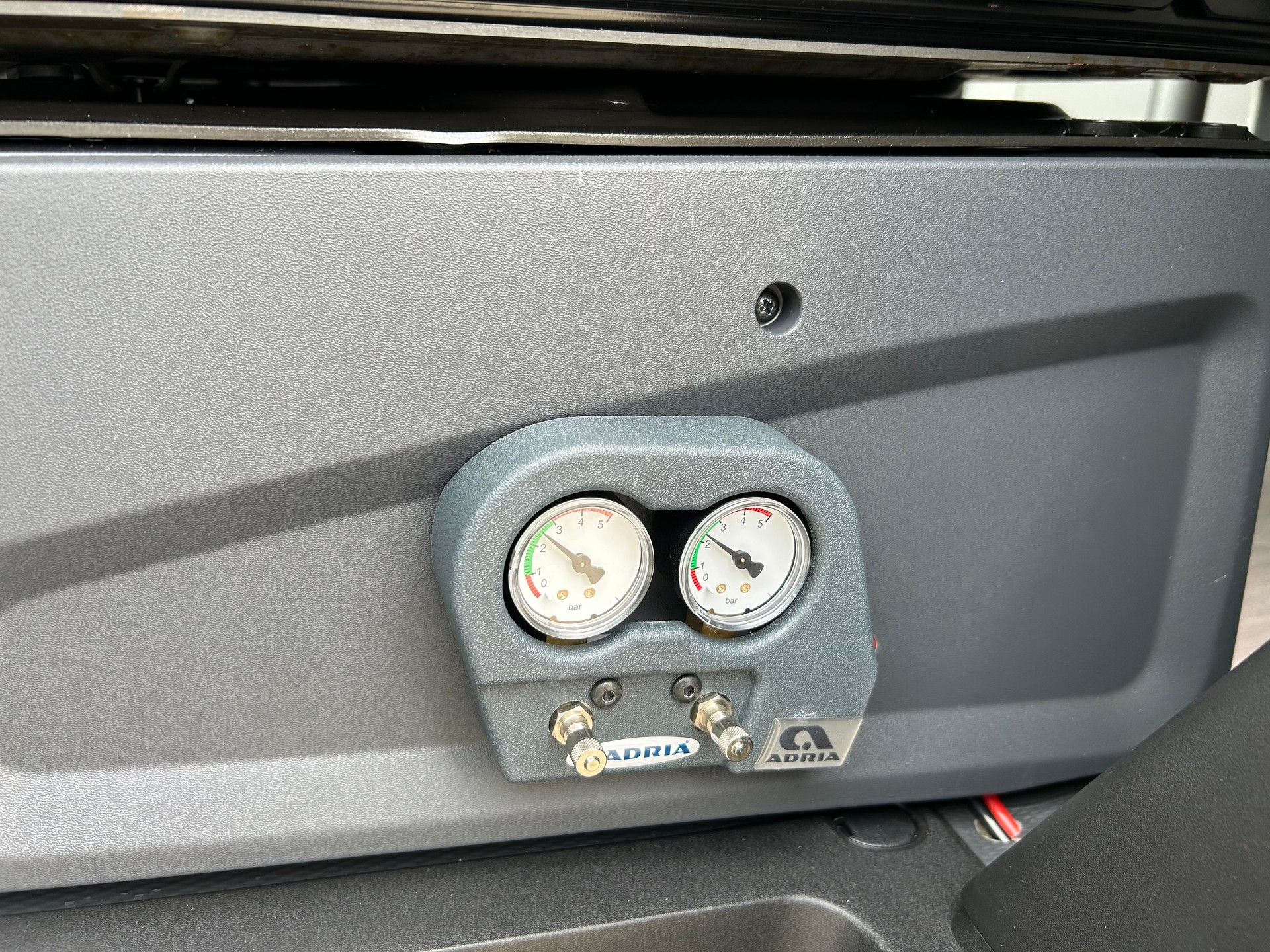 ADRIA Twin Supreme 640 SGX-image-10