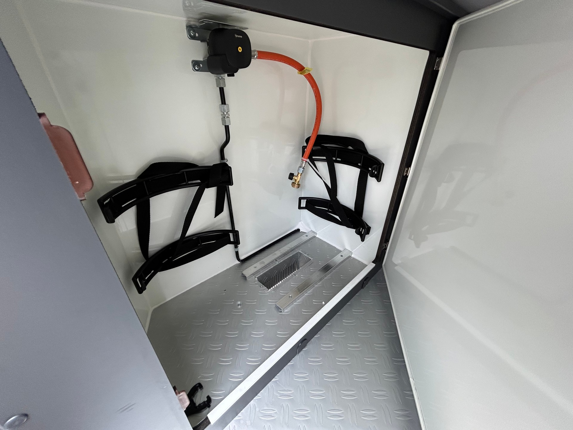 ADRIA Twin Supreme 640 SGX-image-13