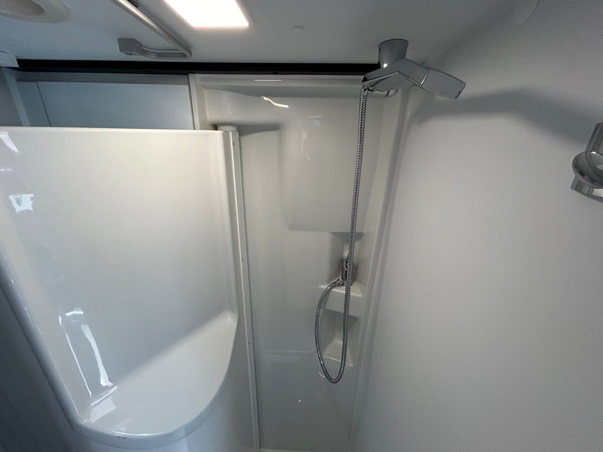 ADRIA Twin Supreme 640 SGX-image-20