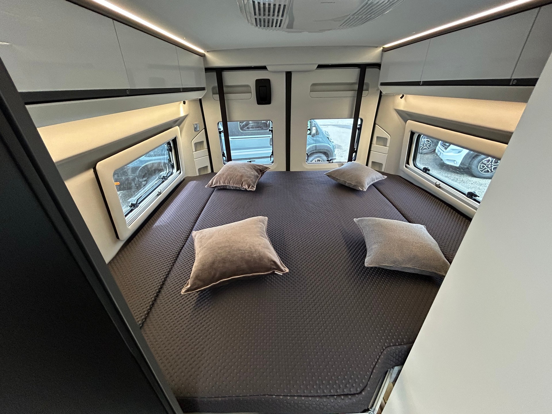 ADRIA Twin Supreme 640 SGX-image-17