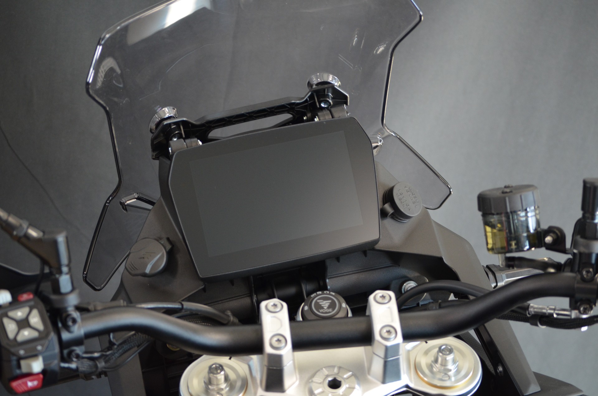 VOGE 900 DSX BLACK KNIGHT-image-10
