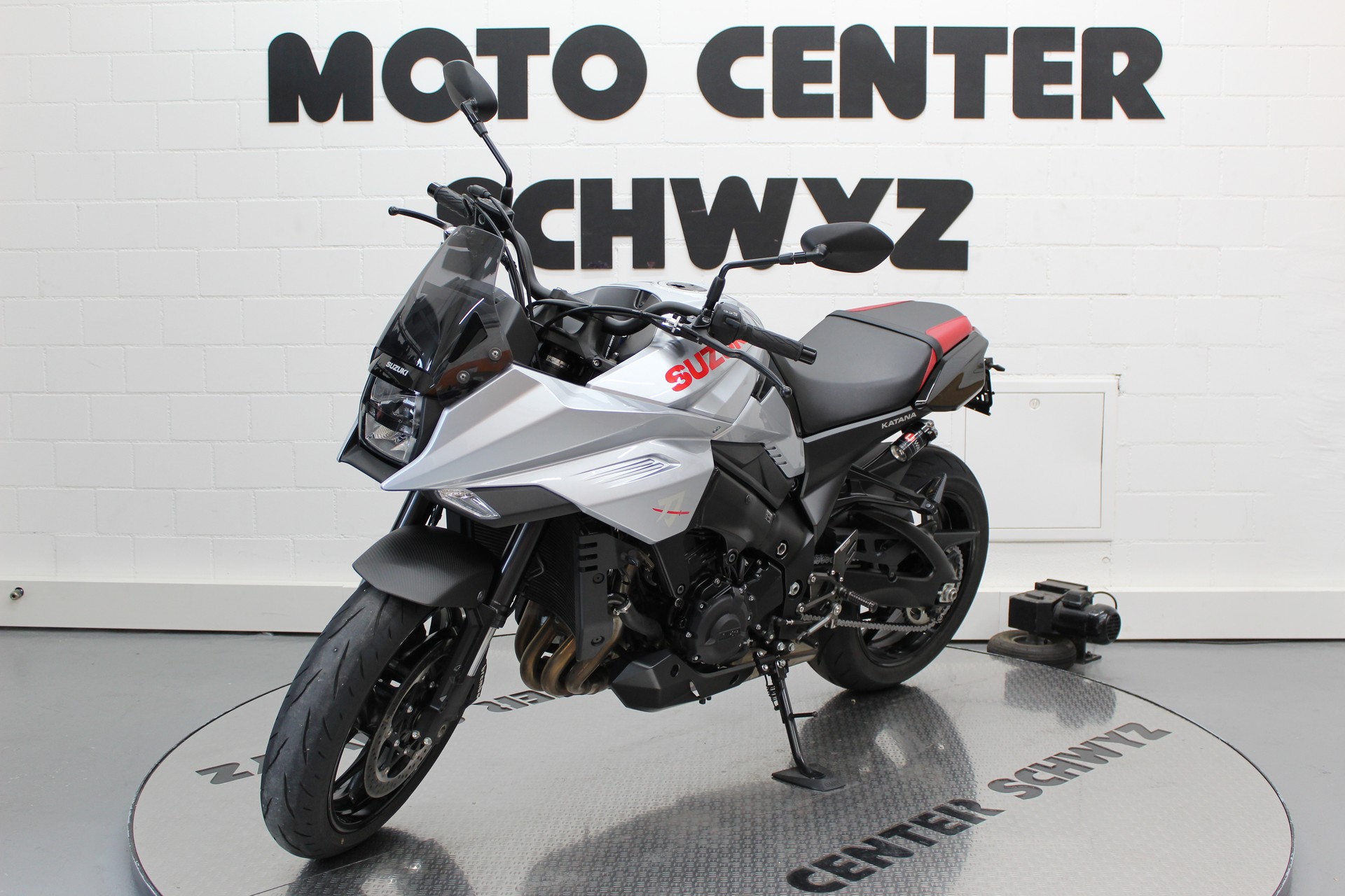 SUZUKI GSX-S 1000 S Katana-image-4