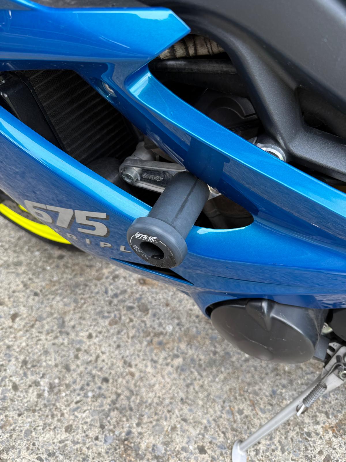 TRIUMPH Daytona 675-image-7