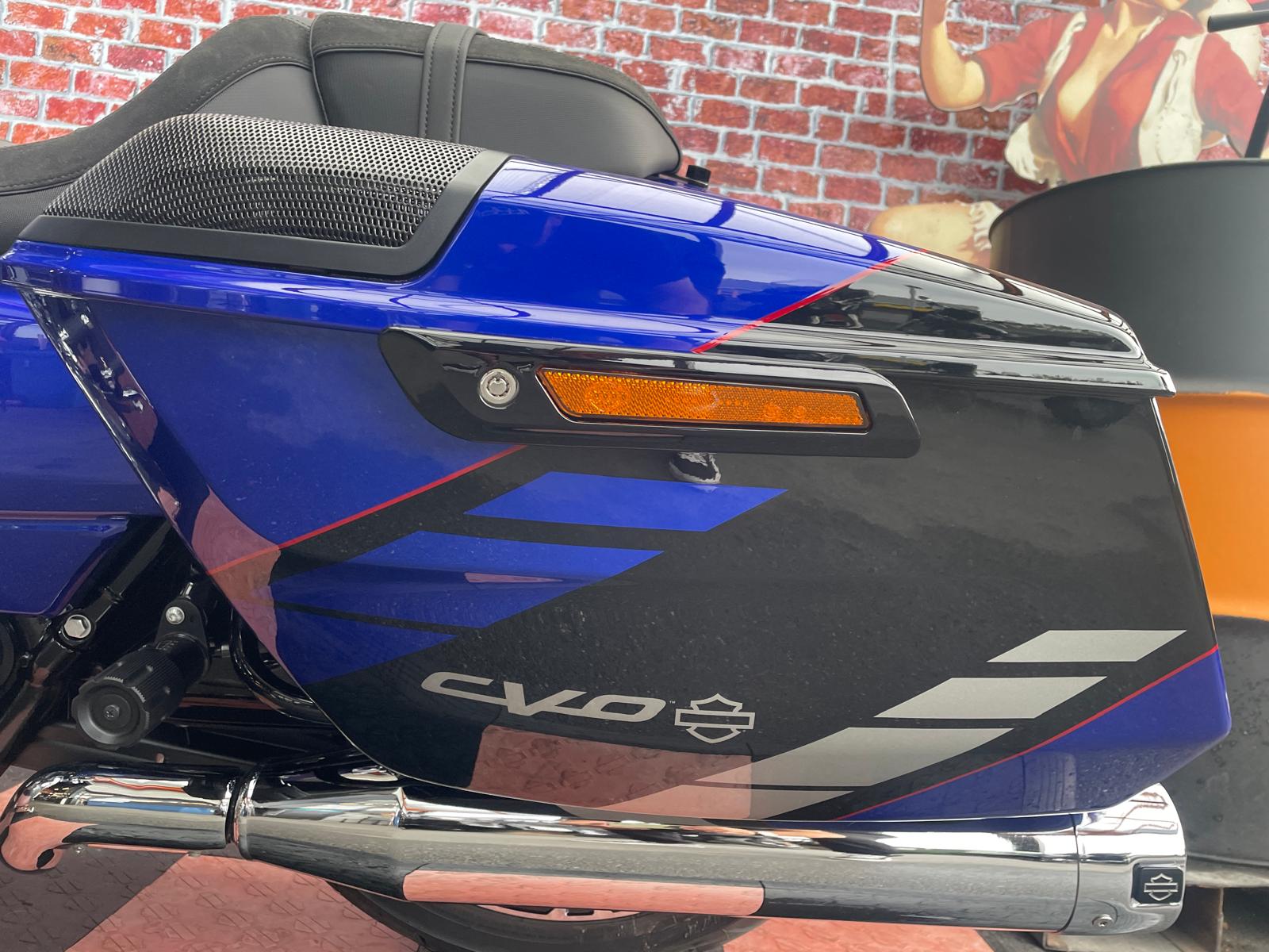 HARLEY-DAVIDSON CVO Street Glide-image-15