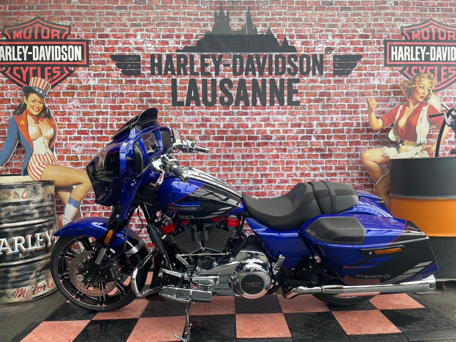 HARLEY-DAVIDSON CVO Street Glide-image-1