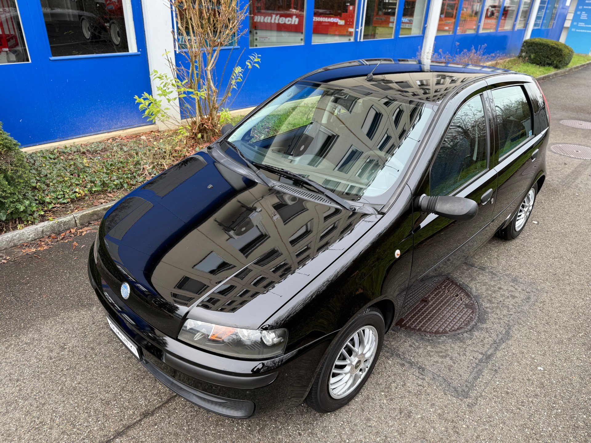 FIAT Punto 1.2 16V ELX Speedgear-image-1