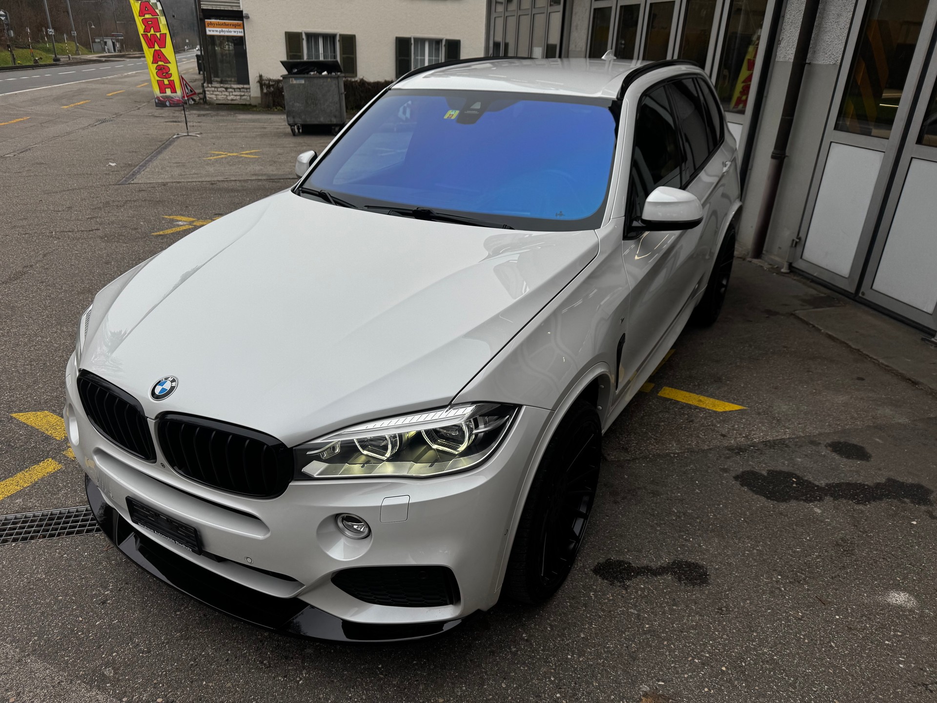 BMW X5 xDrive 40d Steptronic-showroom-element-3