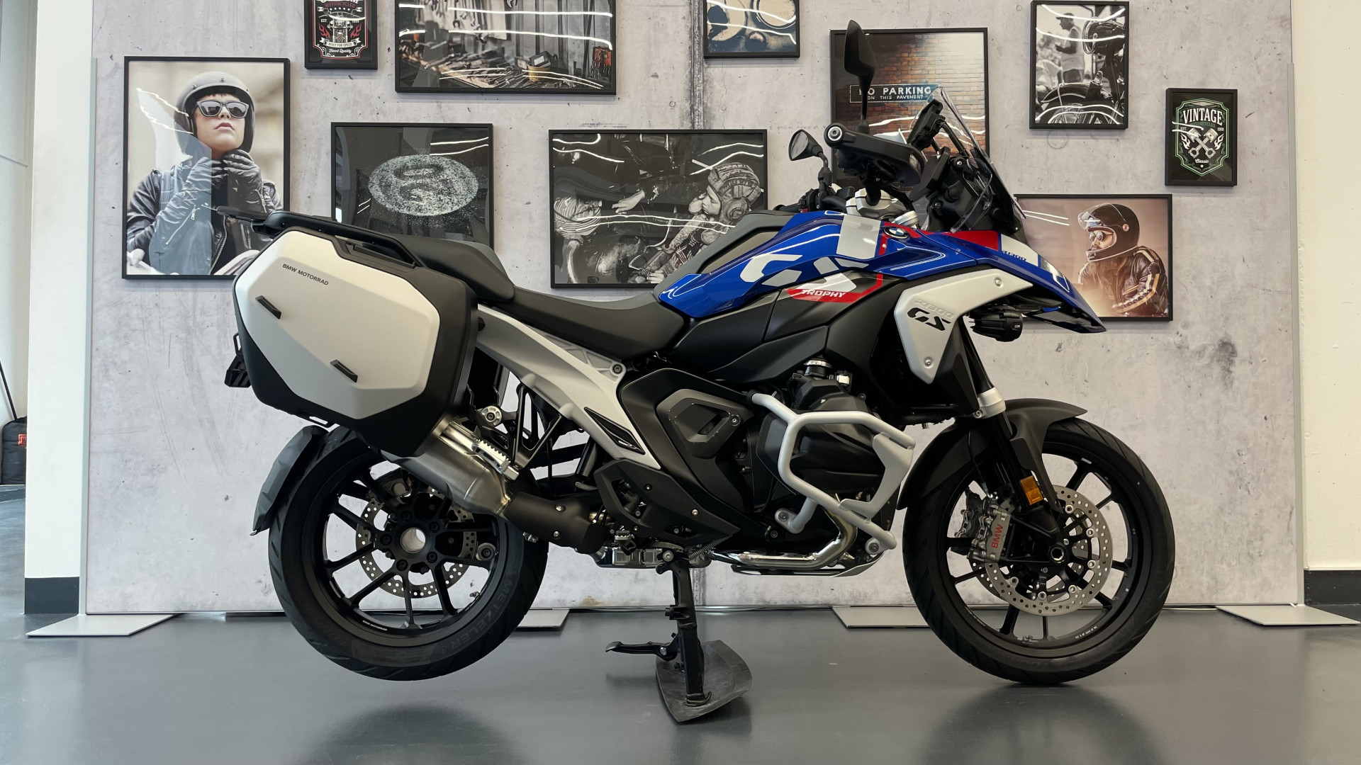 BMW R 1300 GS Trophy-image-0