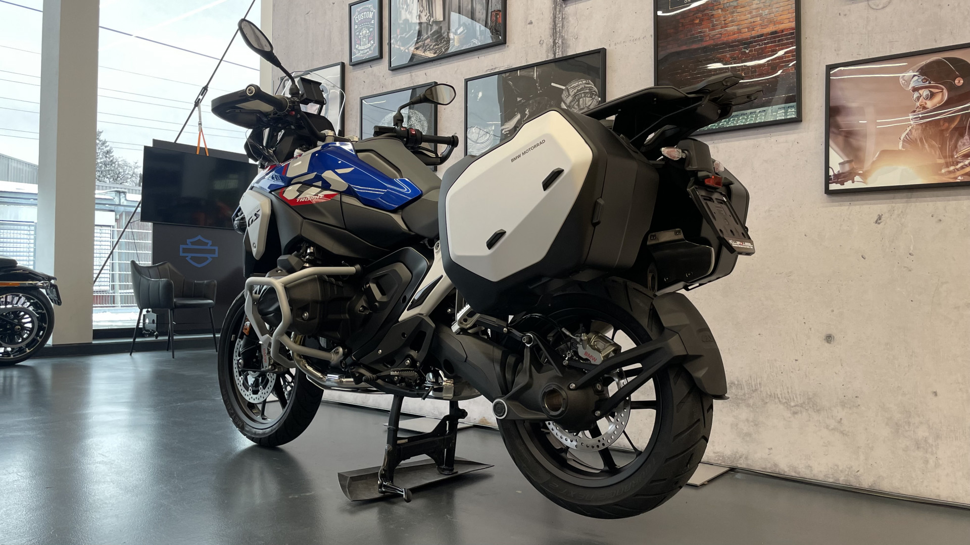 BMW R 1300 GS Trophy-image-5