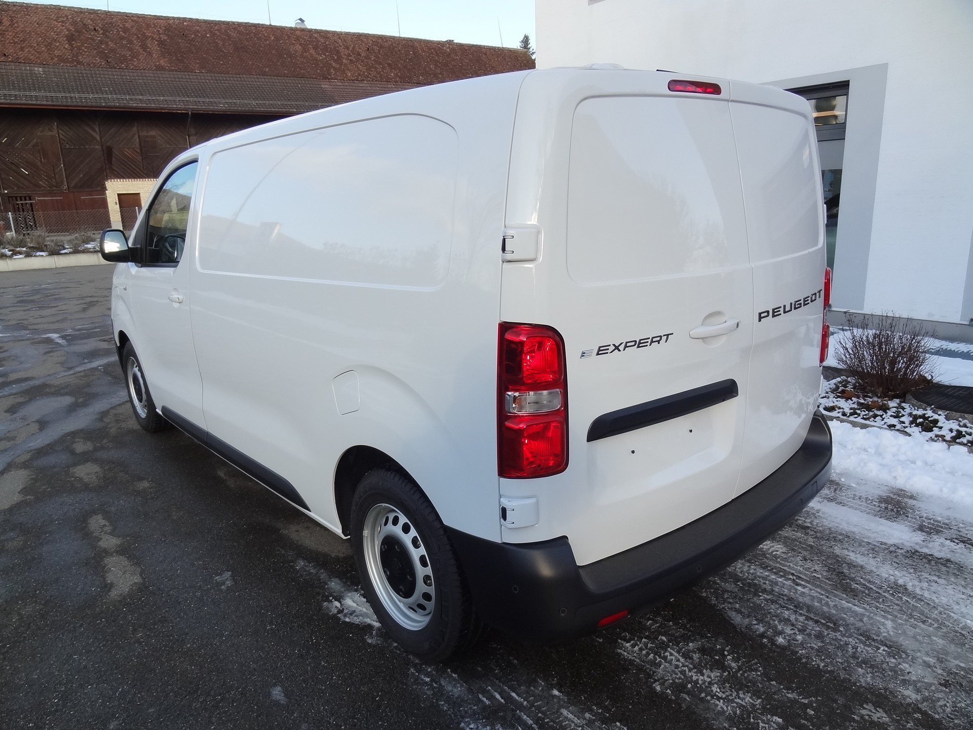 PEUGEOT Expert 75 KWh Standard-showroom-element-2