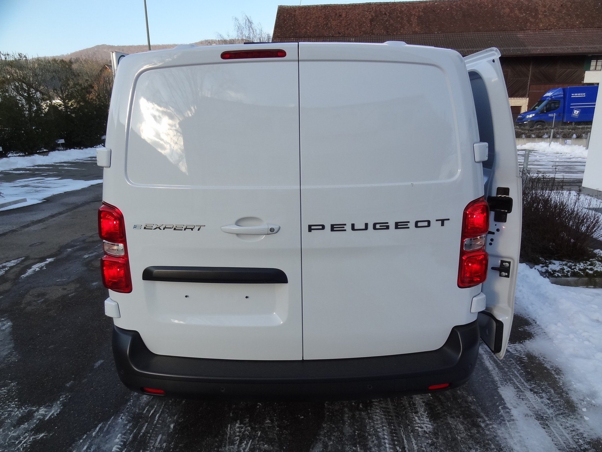PEUGEOT Expert 75 KWh Standard-image-17