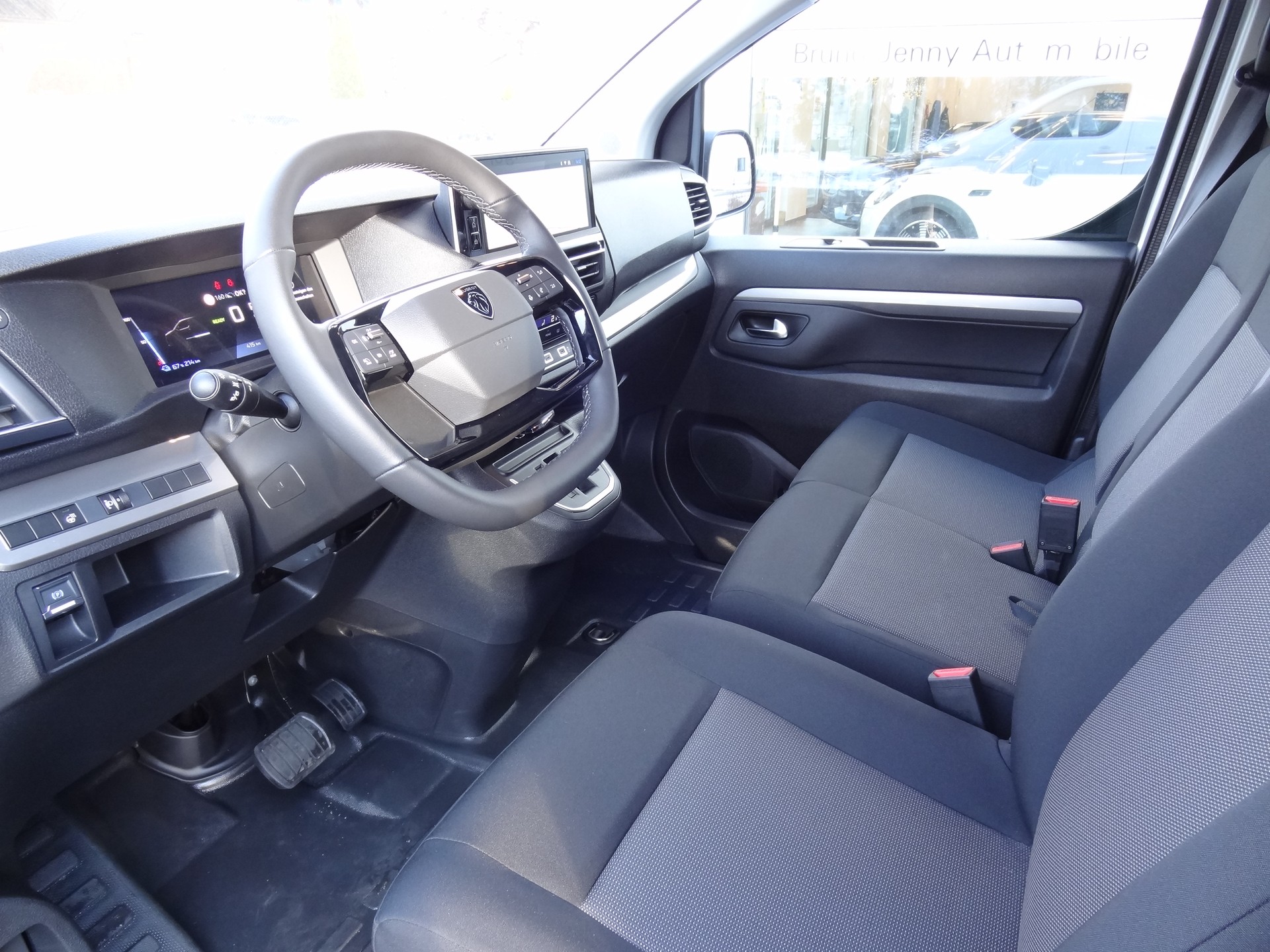 PEUGEOT Expert 75 KWh Standard-showroom-element-3