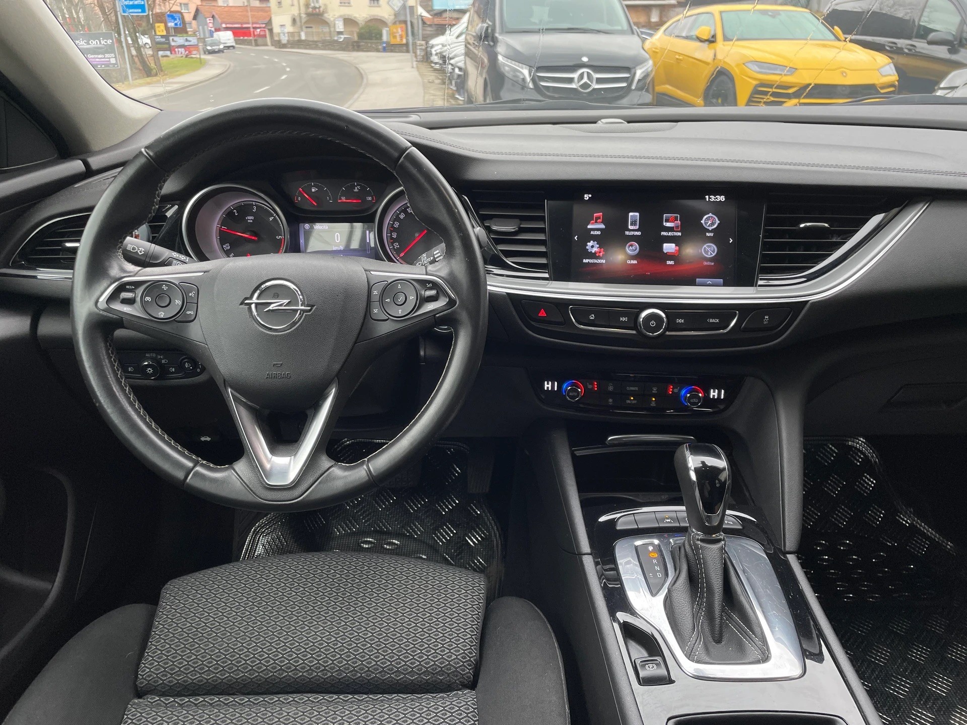 OPEL Insignia 1.6 CDTI Sports Tourer Edition Automatic-image-10