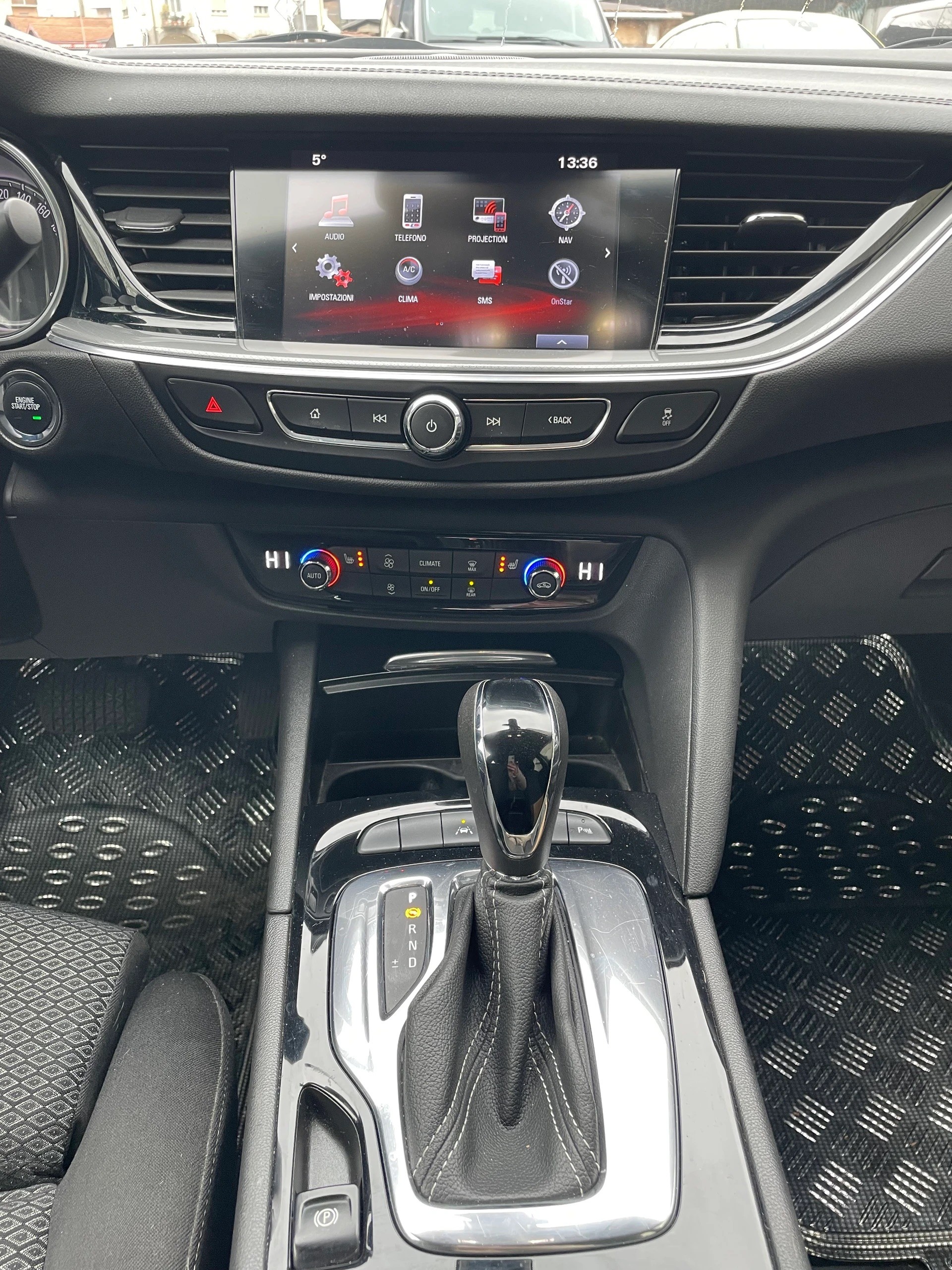 OPEL Insignia 1.6 CDTI Sports Tourer Edition Automatic-image-11