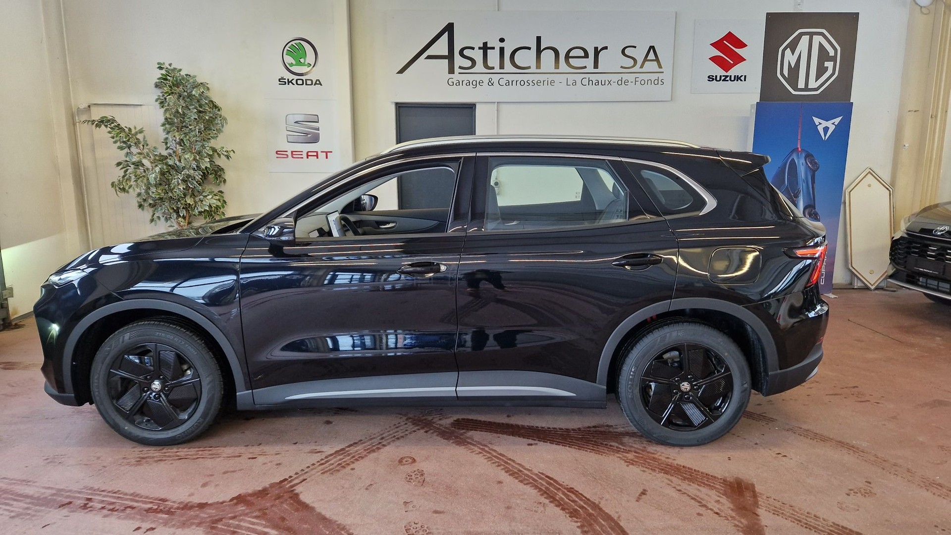 MG MGS5 Comfort 49KWH-showroom-element-3