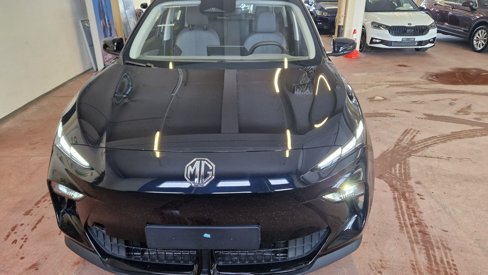 MG MGS5 Comfort 49KWH-showroom-element-1