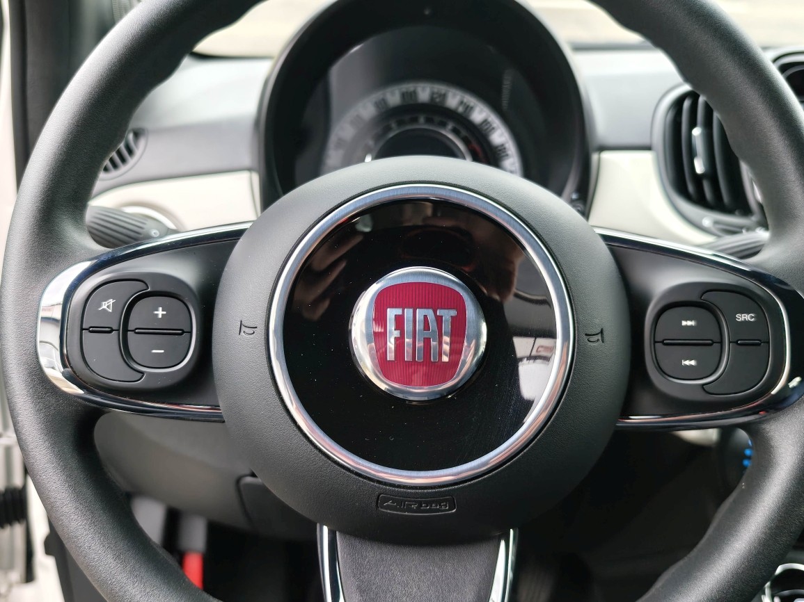 FIAT 500 1.0 Hybrid Cult-image-12