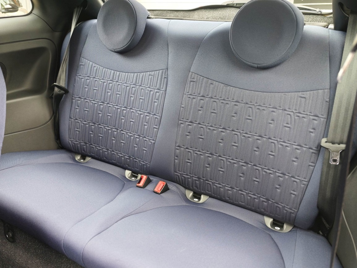 FIAT 500 1.0 Hybrid Cult-image-7