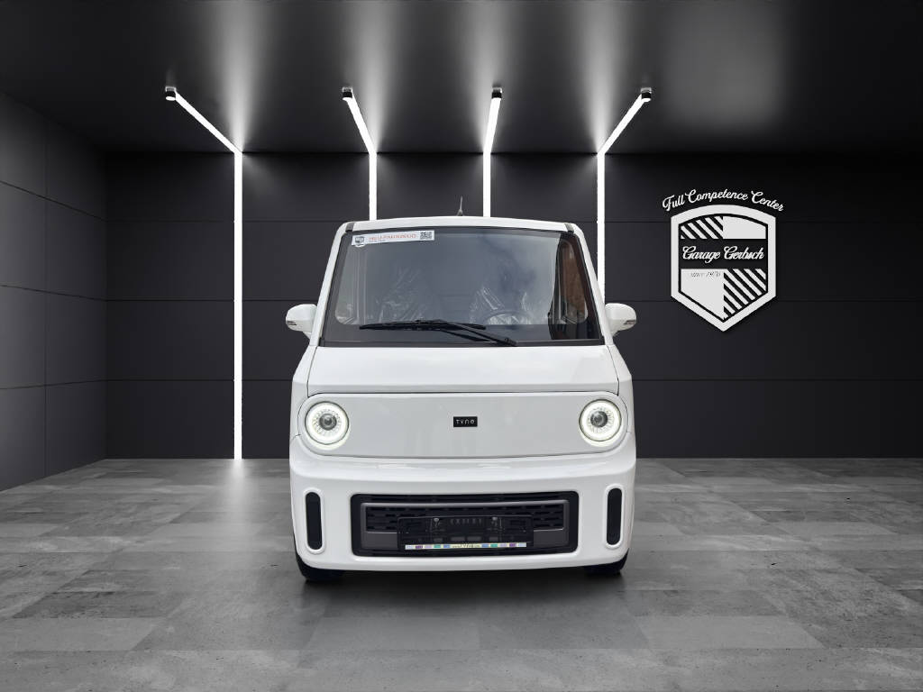 TYN-e TX1 Electric-showroom-element-2