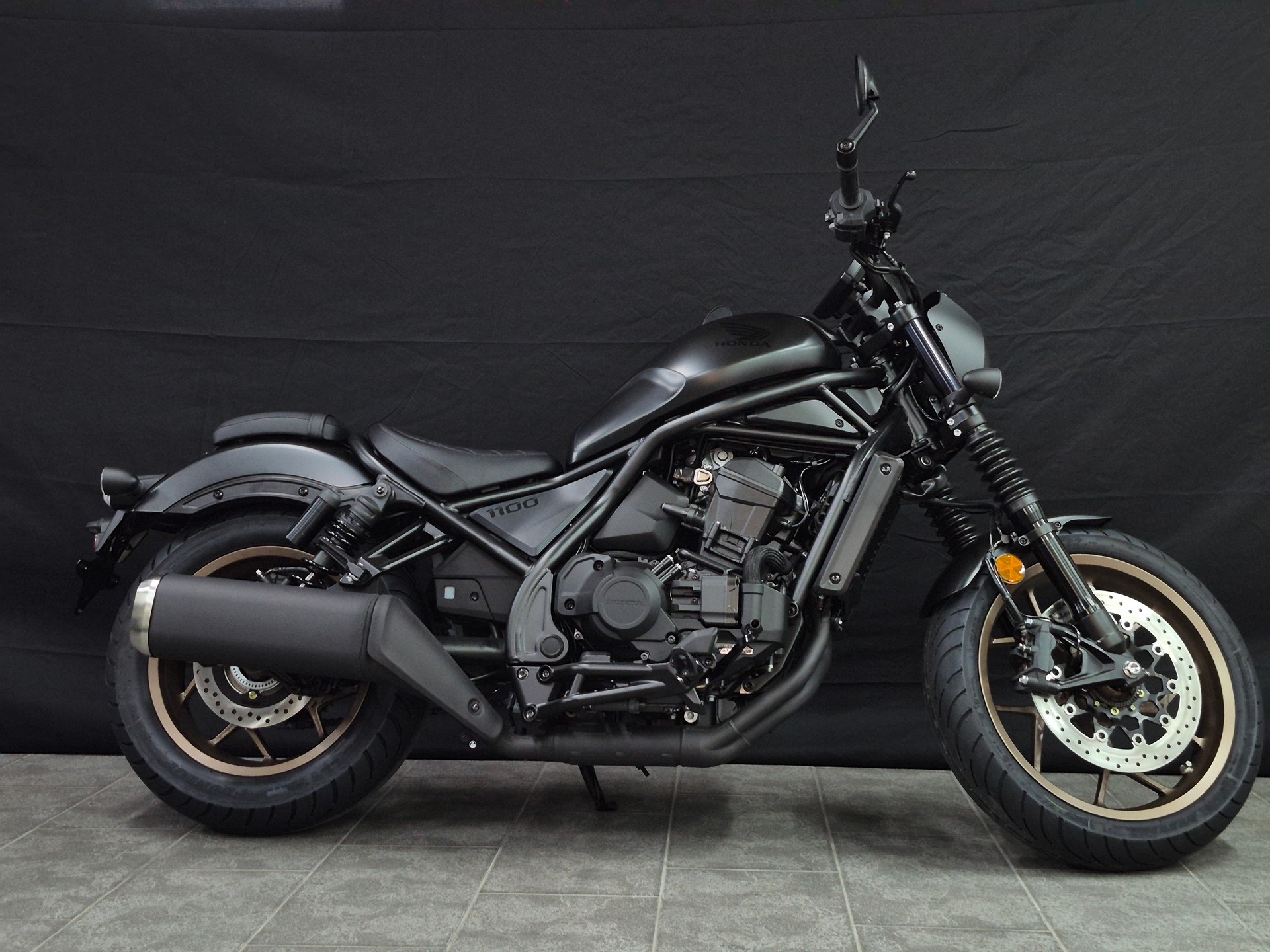 HONDA CMX 1100 Rebel Special Edition DCT-image-1