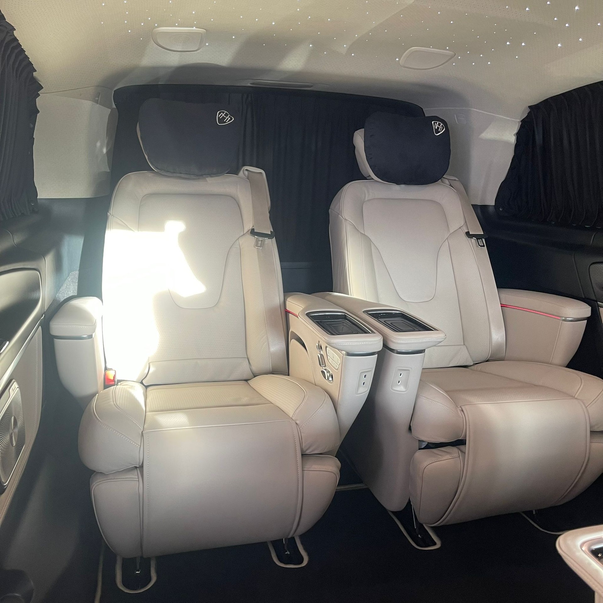 MERCEDES-BENZ V 300 d Extra-Lang 4matic Exclusive FALCON VALBELLA V.I.P-image-46