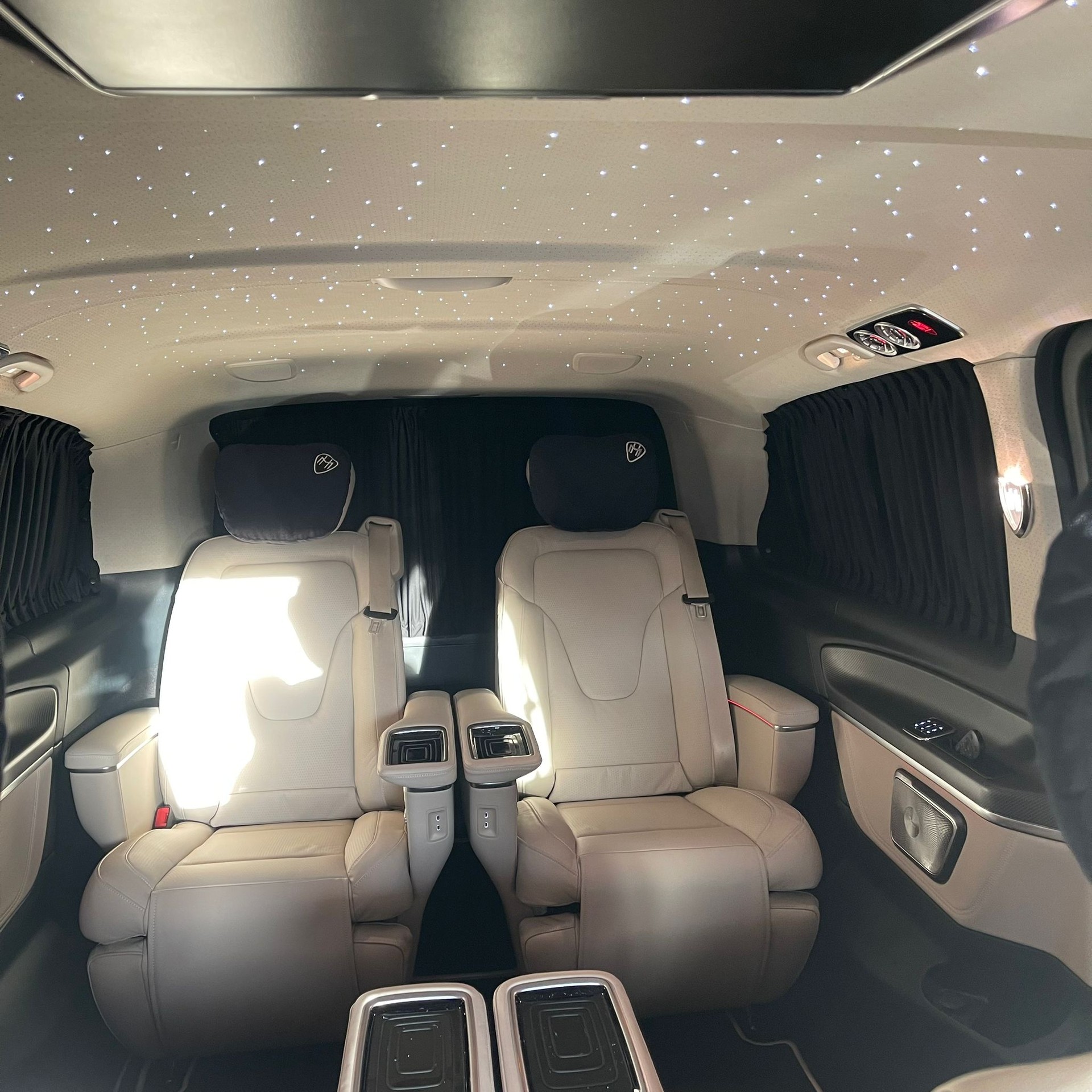 MERCEDES-BENZ V 300 d Extra-Lang 4matic Exclusive FALCON VALBELLA V.I.P-image-49