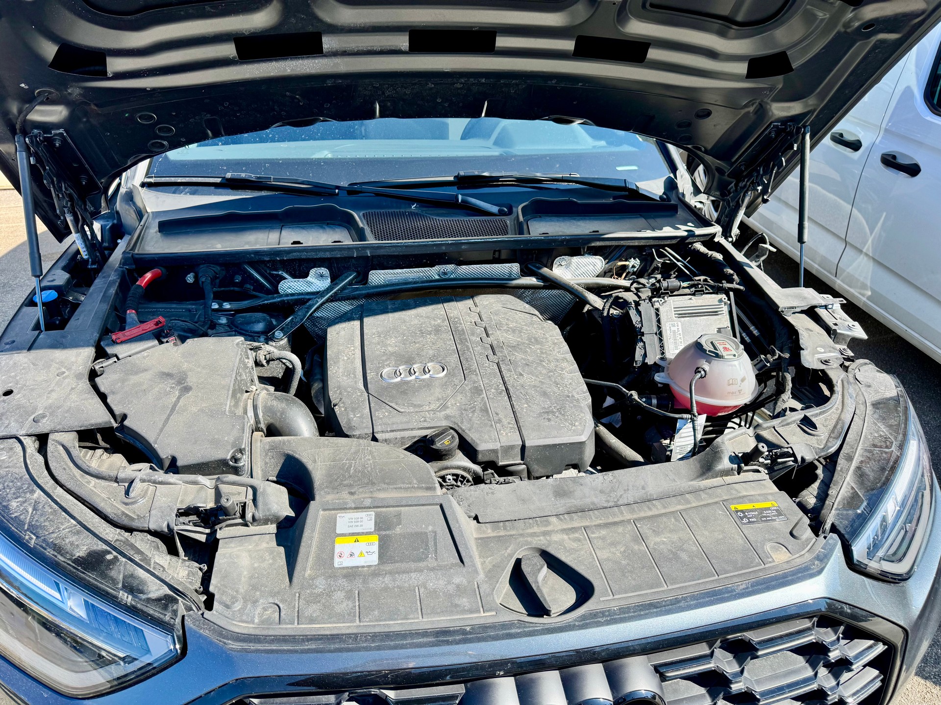 AUDI 40 TFSI S line quattro S-tronic, 204 PS-image-13
