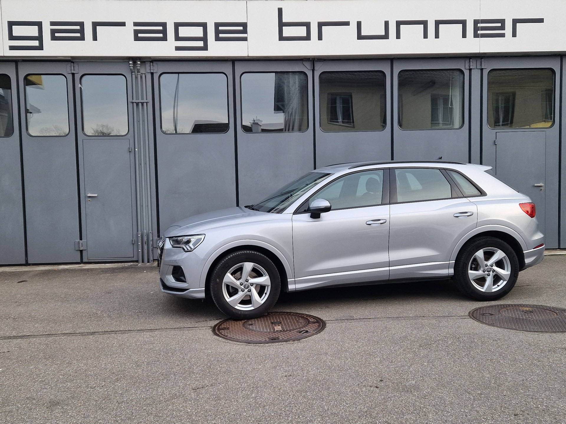 AUDI Q3 35 TFSI advanced S-tronic