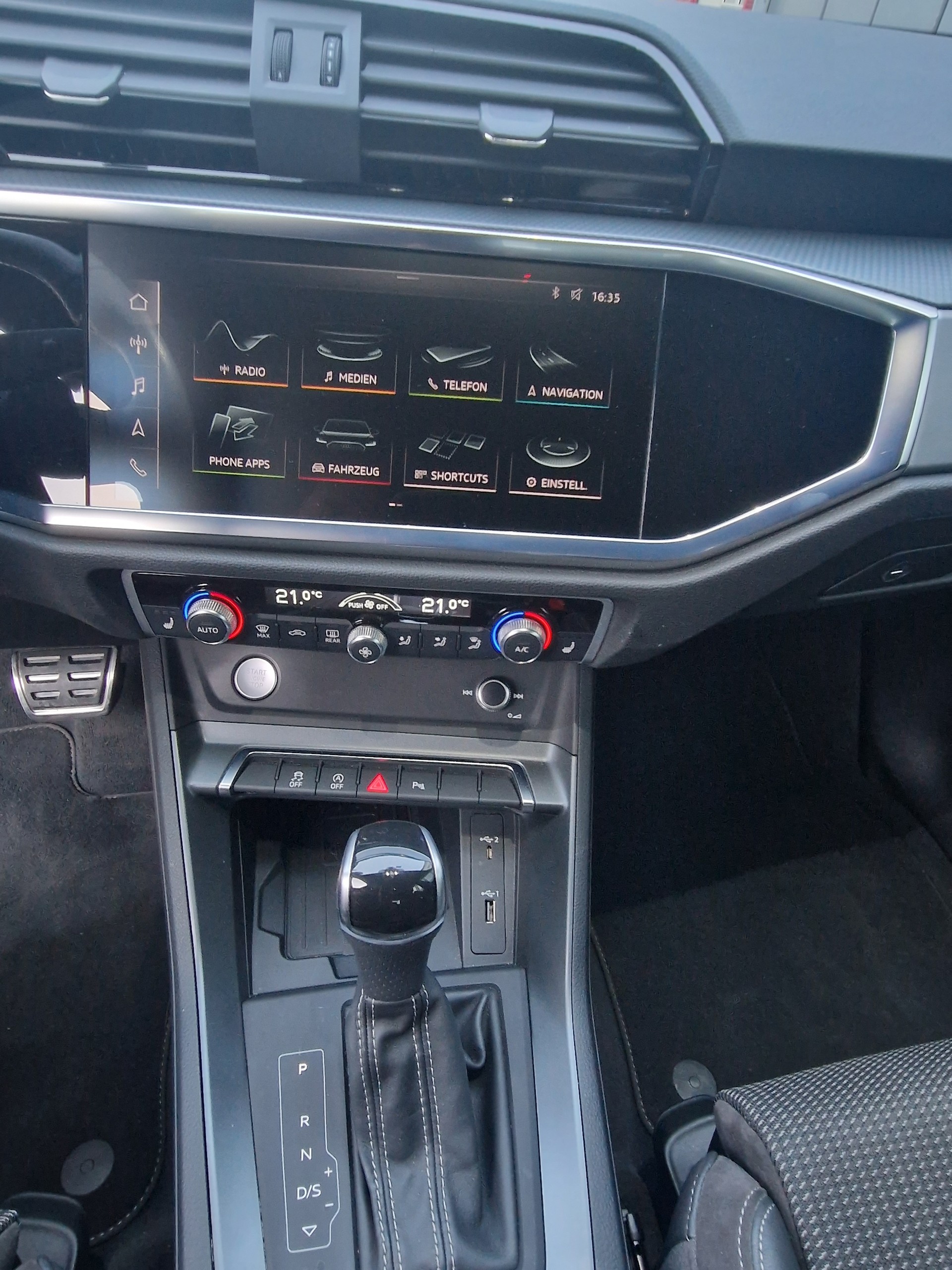 AUDI Q3 35 TFSI advanced S-tronic-image-13