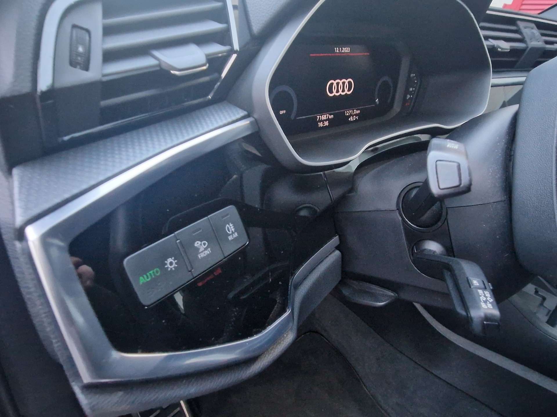 AUDI Q3 35 TFSI advanced S-tronic-image-15