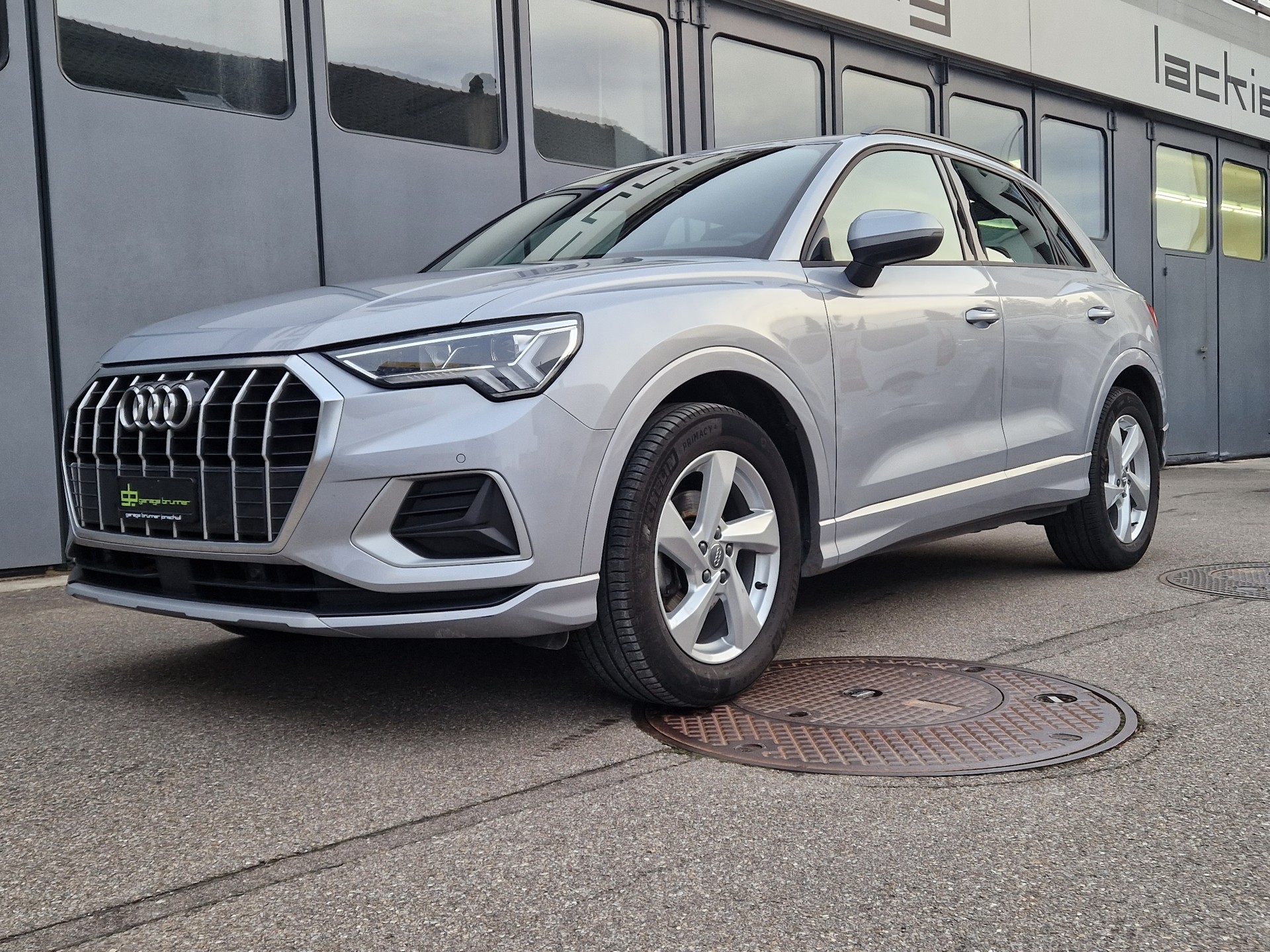 AUDI Q3 35 TFSI advanced S-tronic-image-1