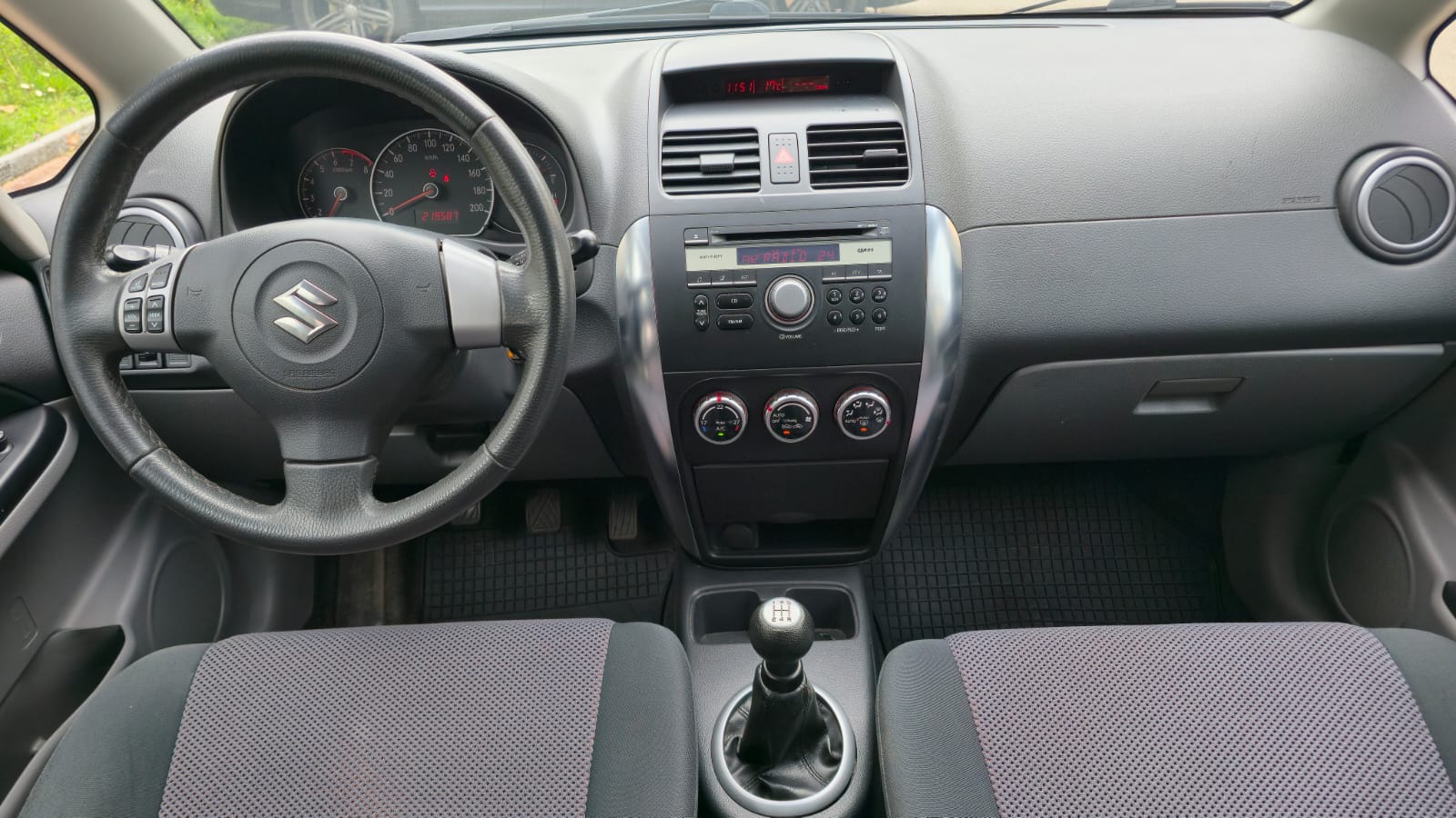 SUZUKI SX4 1.6 16V GL Top 4WD Frisch Ab MFK / Frisch Ab Service-image-13