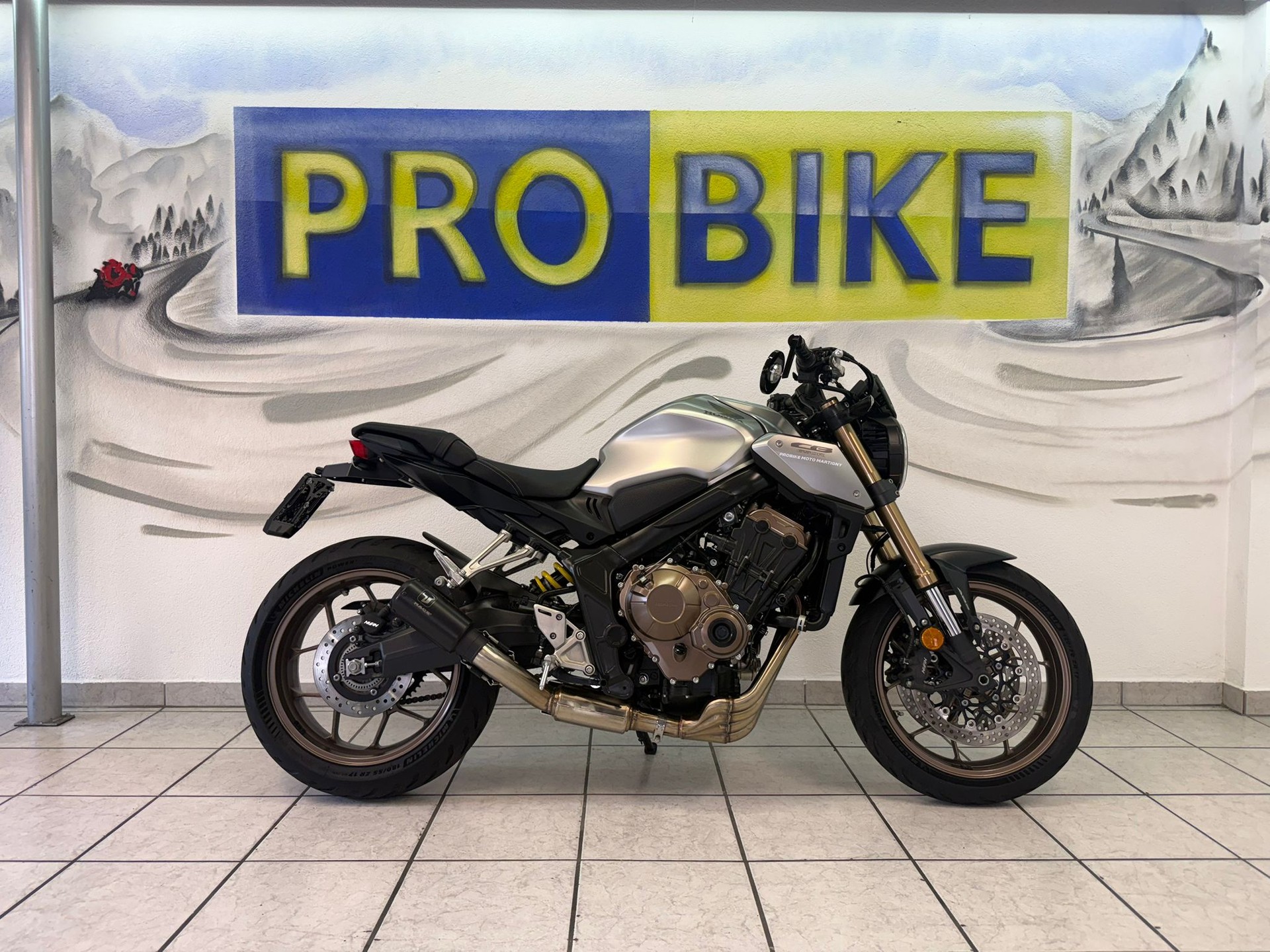 HONDA CB 650 R ABS-image-1